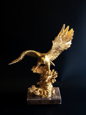 549G Արձանիկ Ոսկե Արծիվ